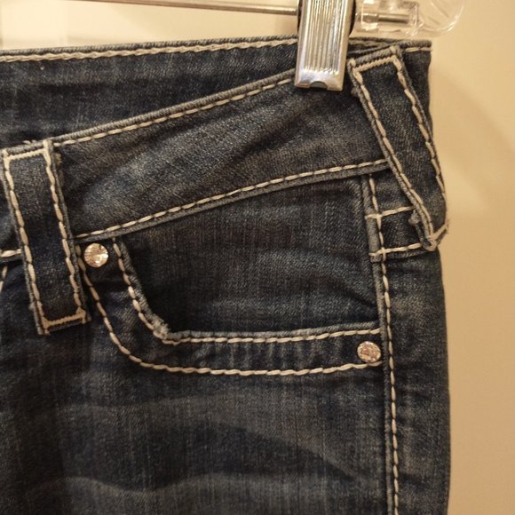 Women's True Religion size 26 low rise skinny jeans with crystal embellishments - Picture 8 of 13